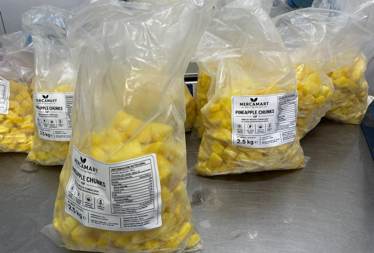 Fresh Piña premium cortada y congelada